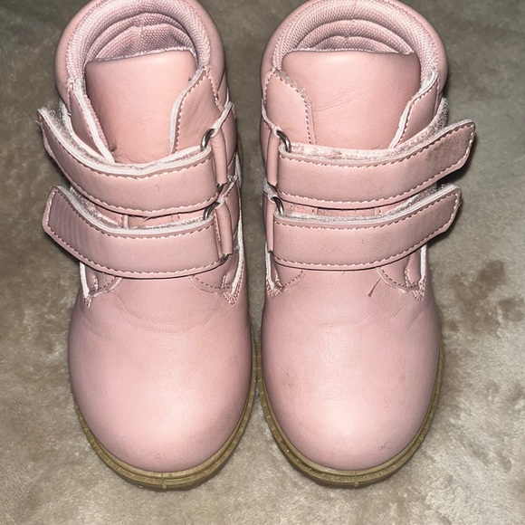 EUC Tobfis toddler boots - Picture 2 of 4